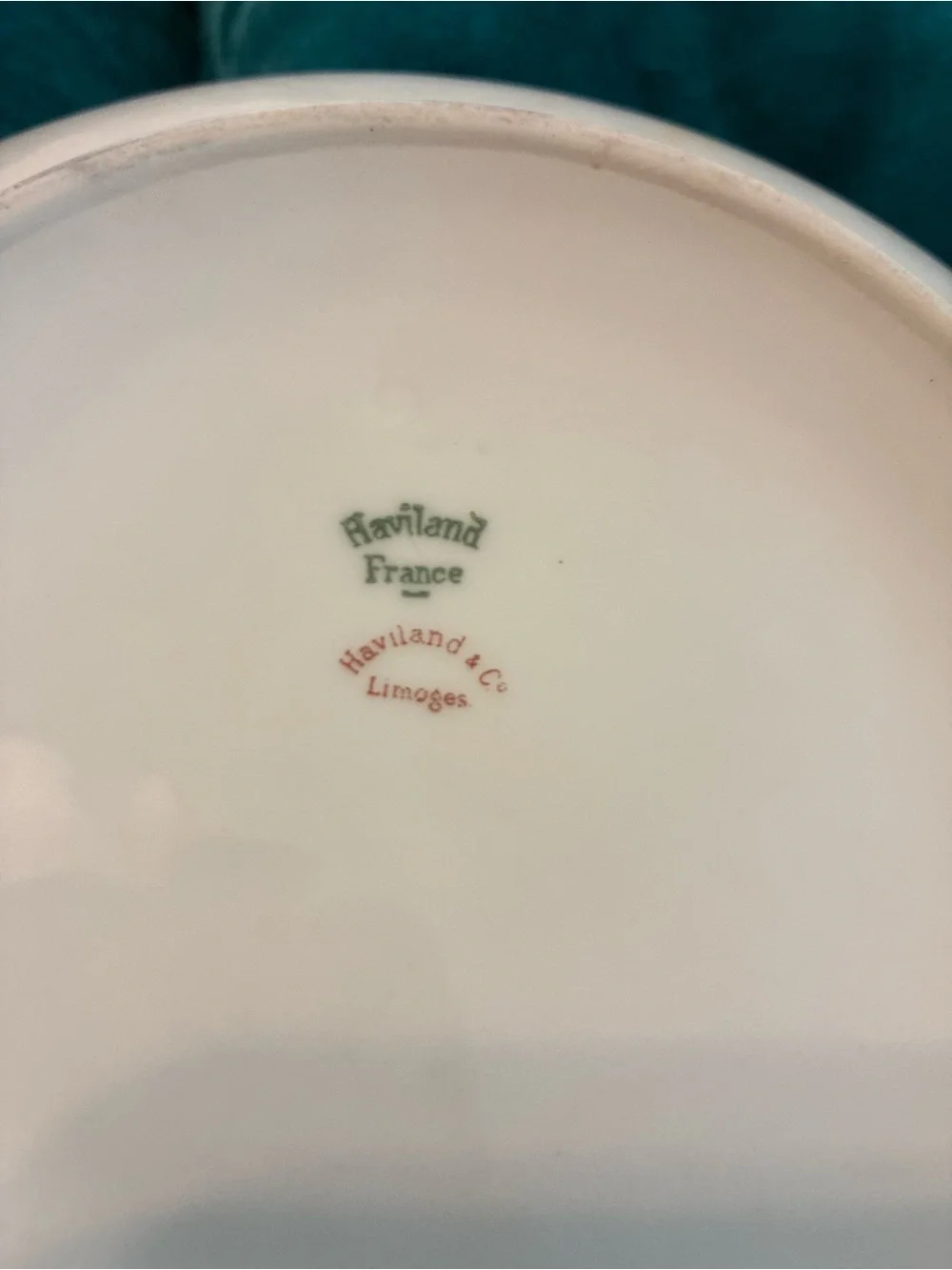 Vintage Haviland Limoges Schleiger 576 Round Covered Vegetable Dish